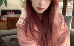 医生含着我的奶边摸边做